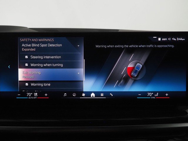 Used 2026 BMW X5 sDrive40i image 37