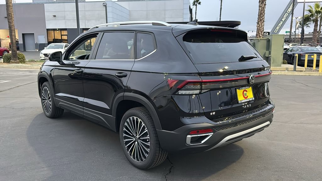 New 2026 Volkswagen Taos SE image 5