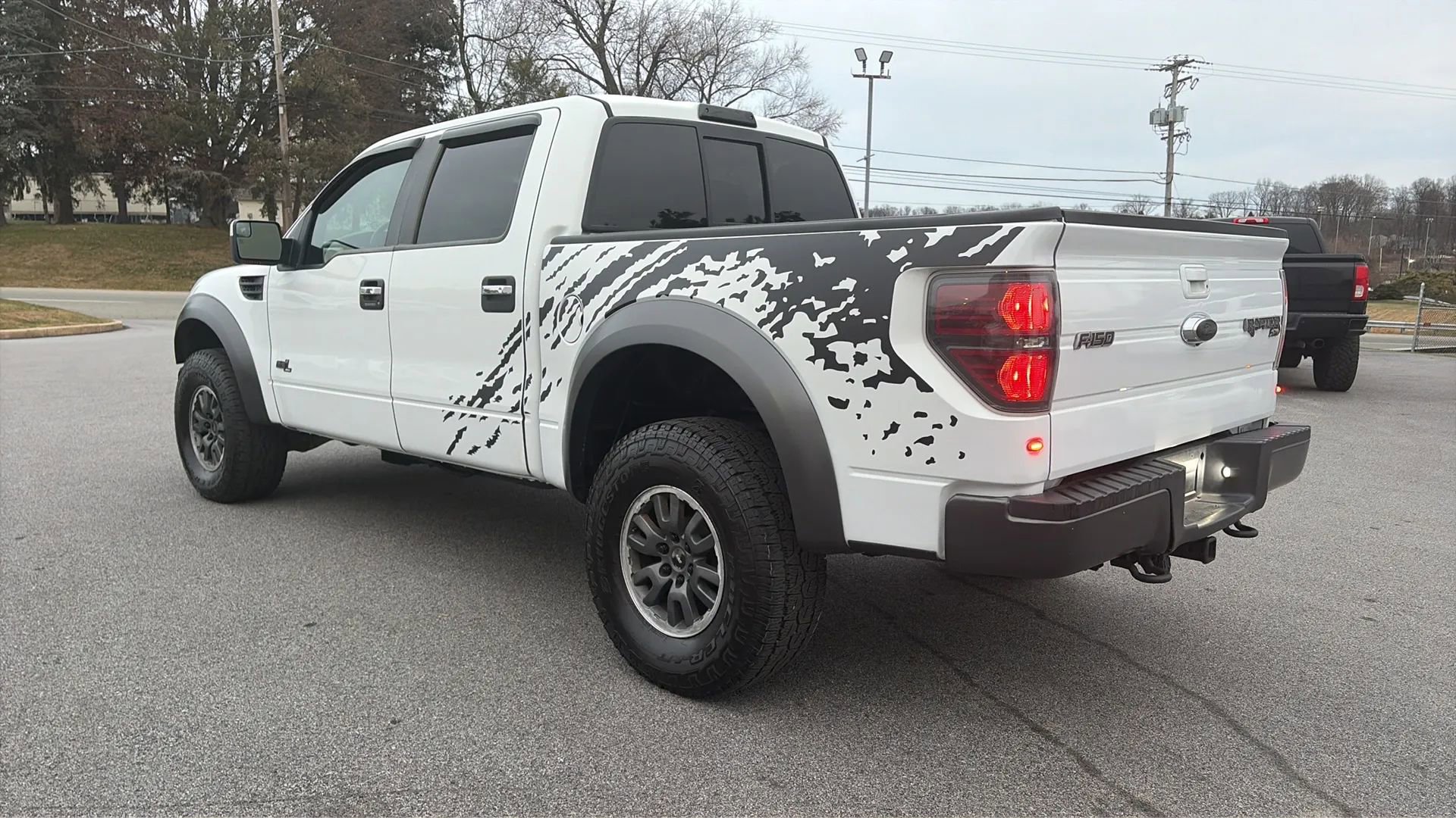 Used 2011 Ford F150 Raptor w/ Raptor Luxury Pkg image 8