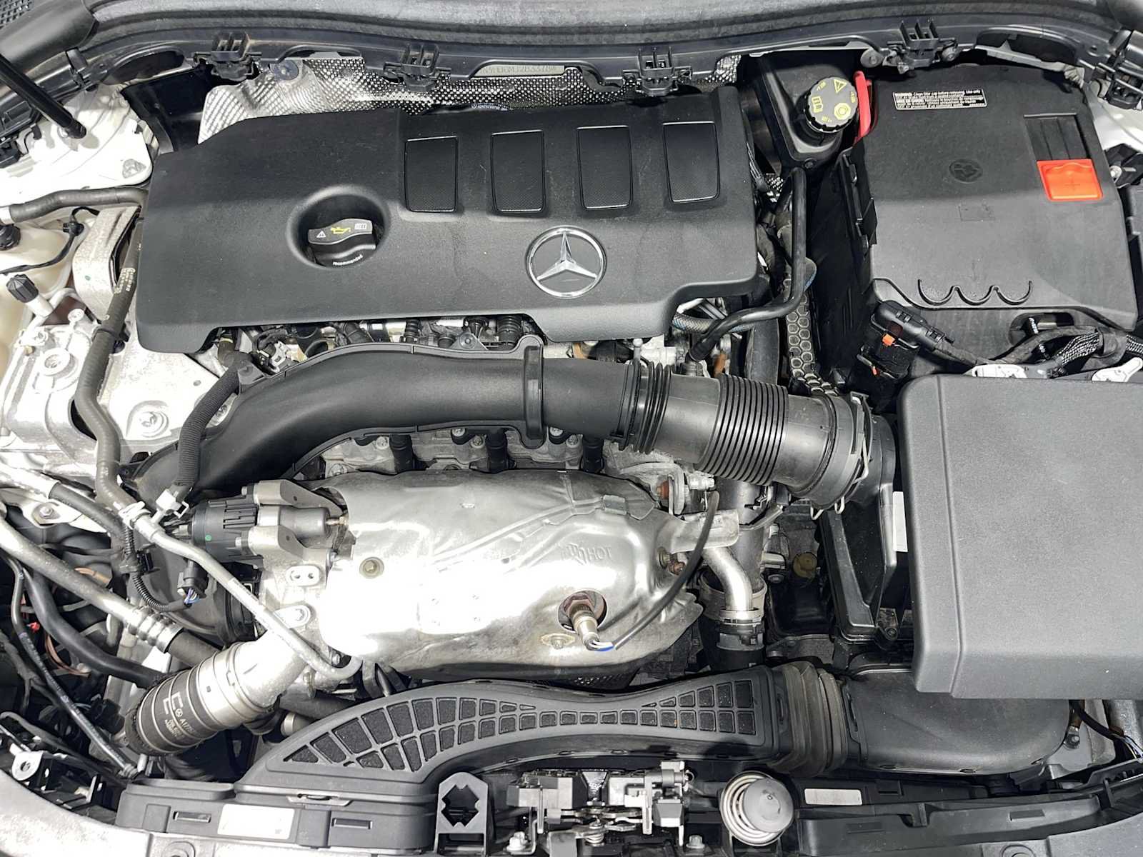 Used 2021 Mercedes-Benz GLA 250 4MATIC image 9