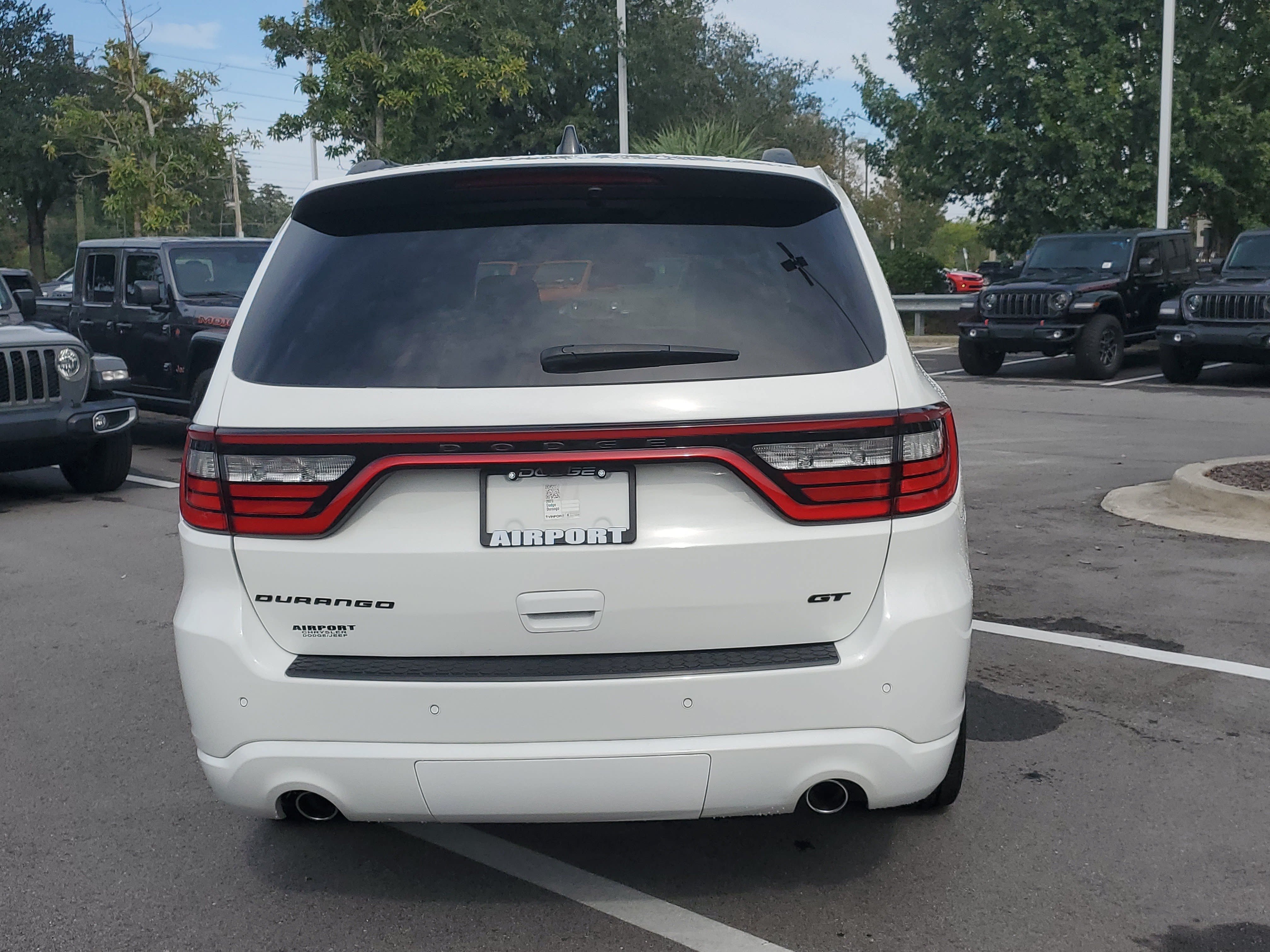 Used 2023 Dodge Durango GT w/ Blacktop Package RWD image 7