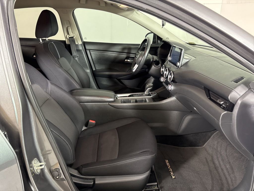 Used 2021 Nissan Sentra SV FWD image 15