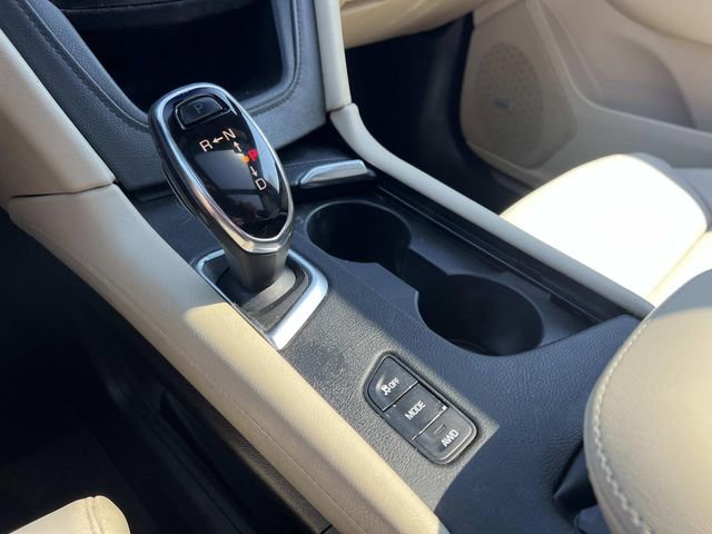 Used 2017 Cadillac XT5 Luxury w/ Driver Awareness Package AWD/4WD image 25