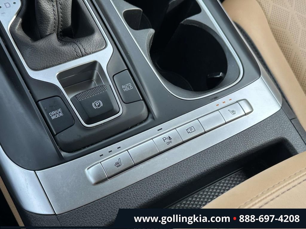 Used 2023 Kia Carnival LX image 29