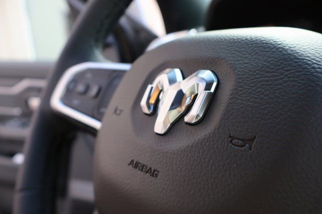 Used 2025 RAM 2500 Big Horn AWD/4WD image 30