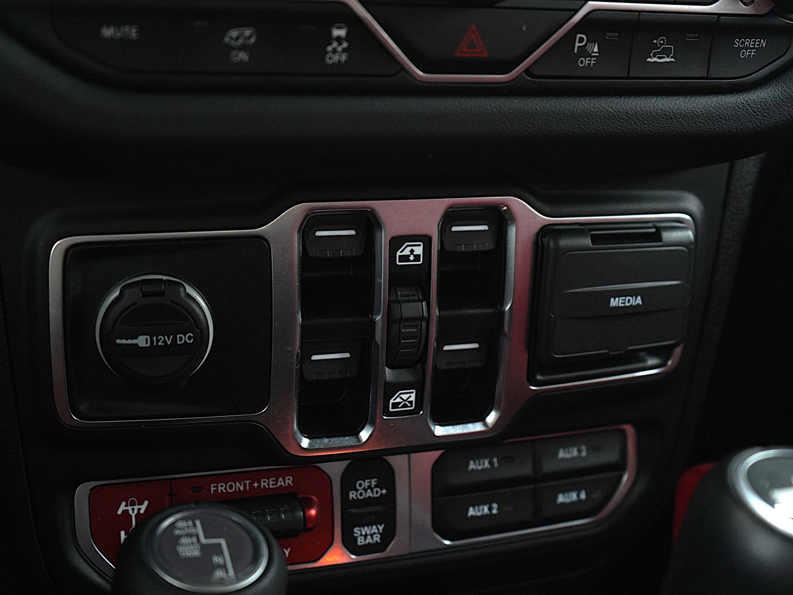 Used 2024 Jeep Wrangler Unlimited Rubicon 392 image 23