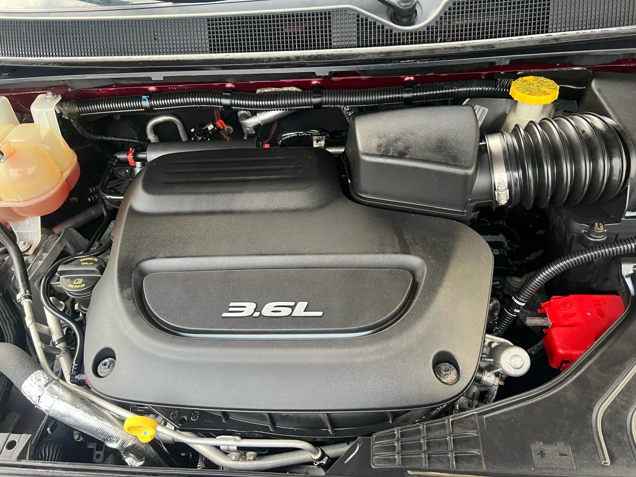 Used 2017 Chrysler Pacifica LX image 37