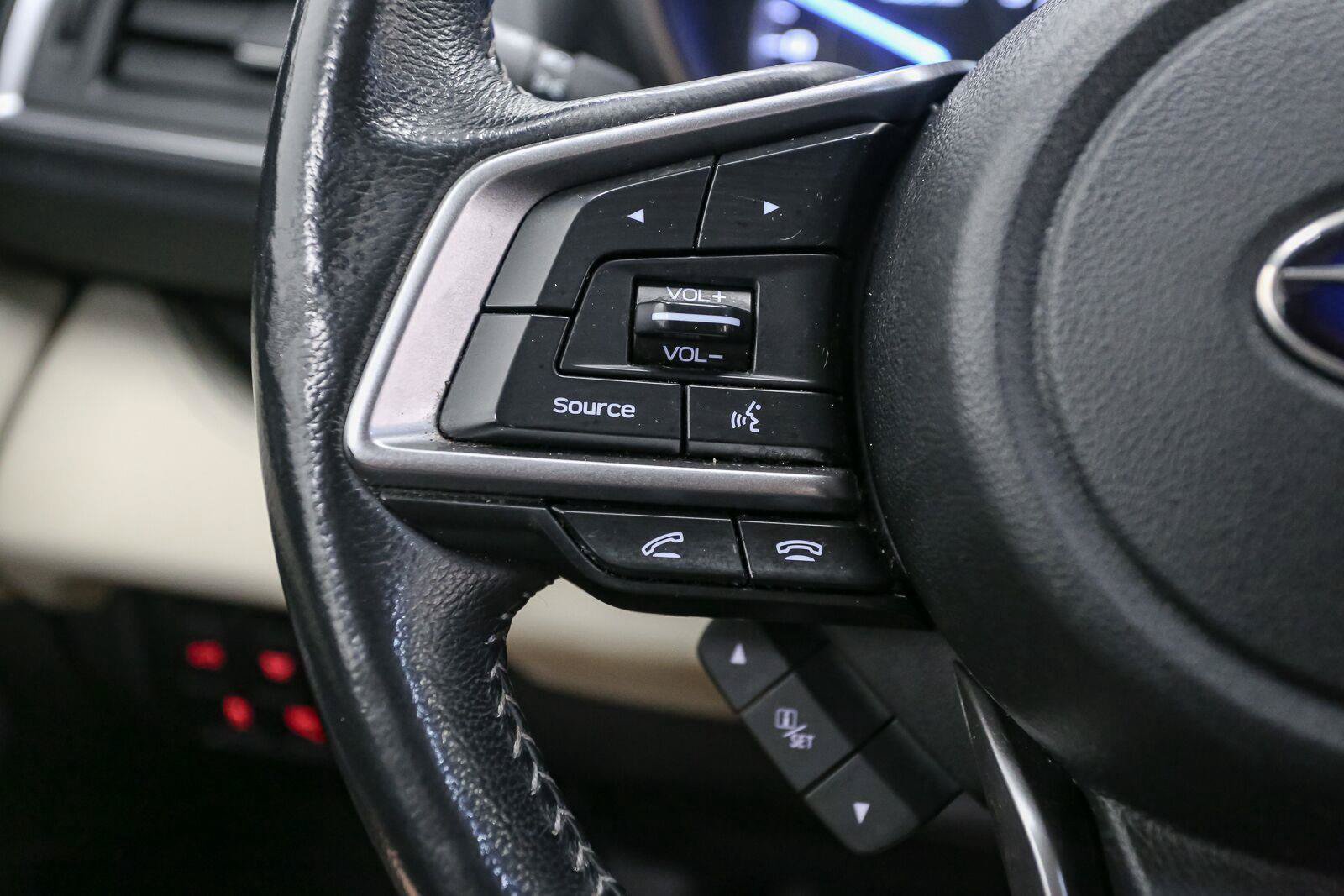 Used 2022 Subaru Ascent Limited w/ Technology Package AWD/4WD image 38