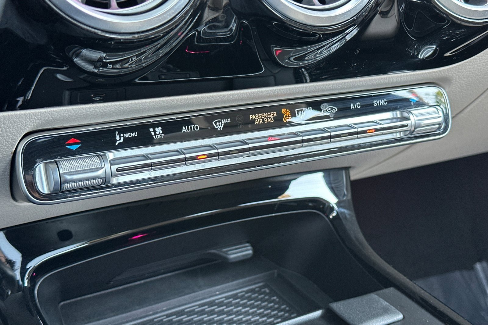 Certified 2025 Mercedes-Benz CLA 250 image 23