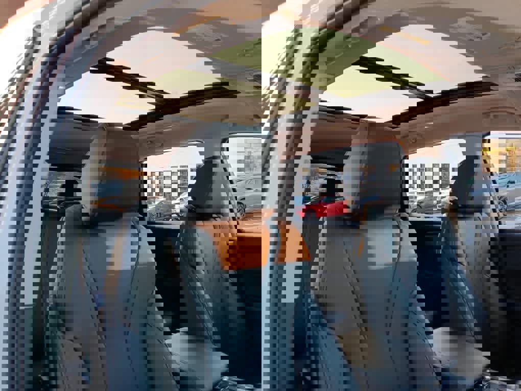 Used 2023 Acura MDX SH-AWD image 21