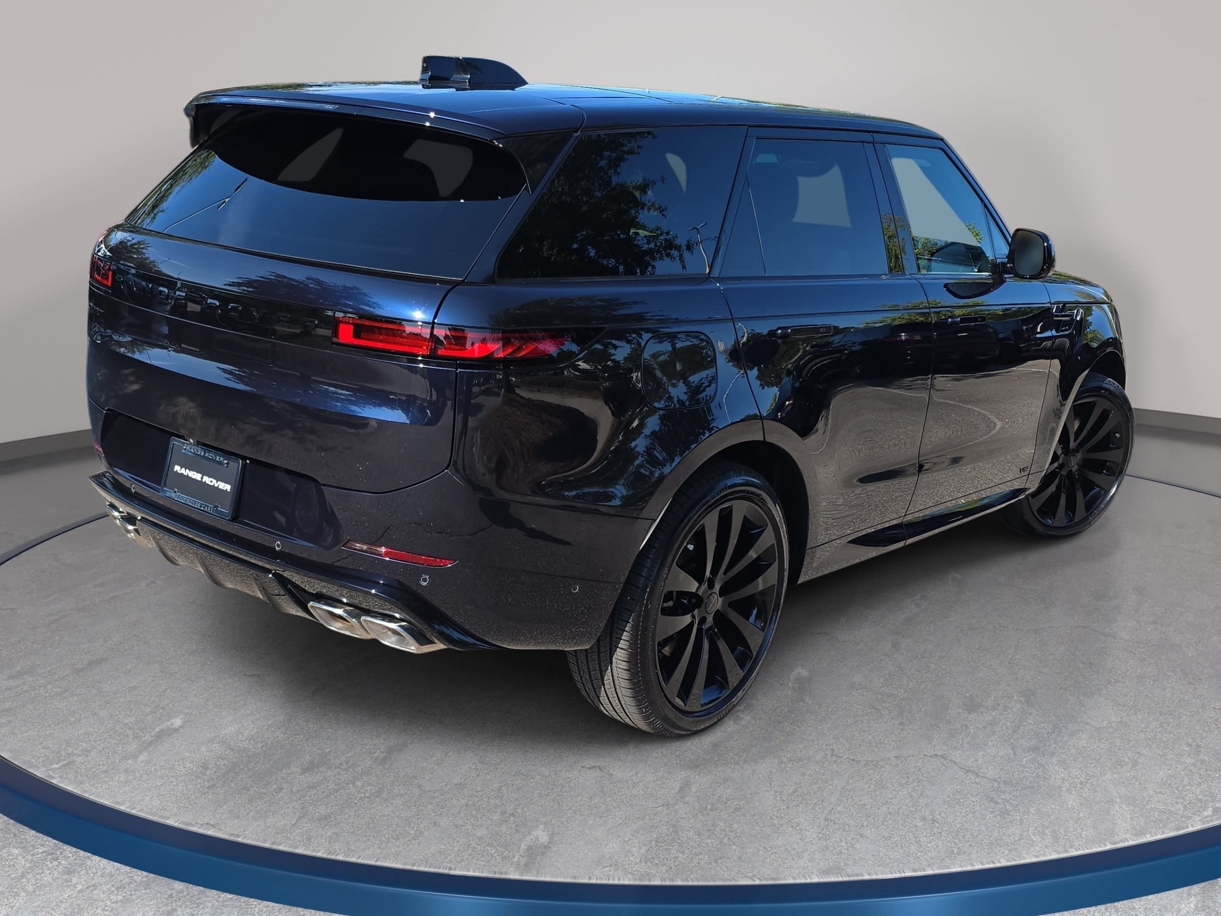 New 2026 Land Rover Range Rover Sport Dynamic SE AWD/4WD image 5