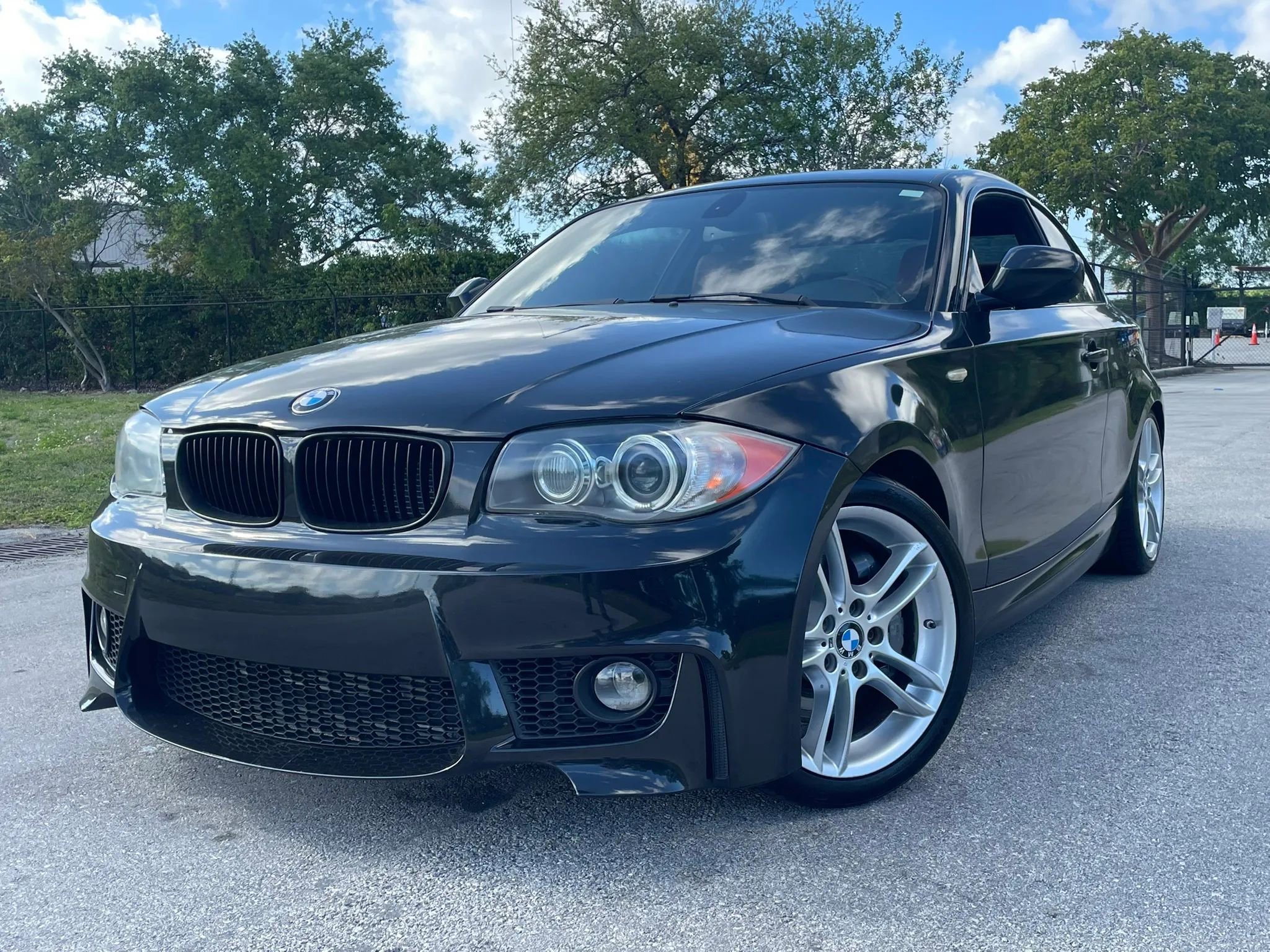 Used 2010 BMW 135i Coupe RWD image 3