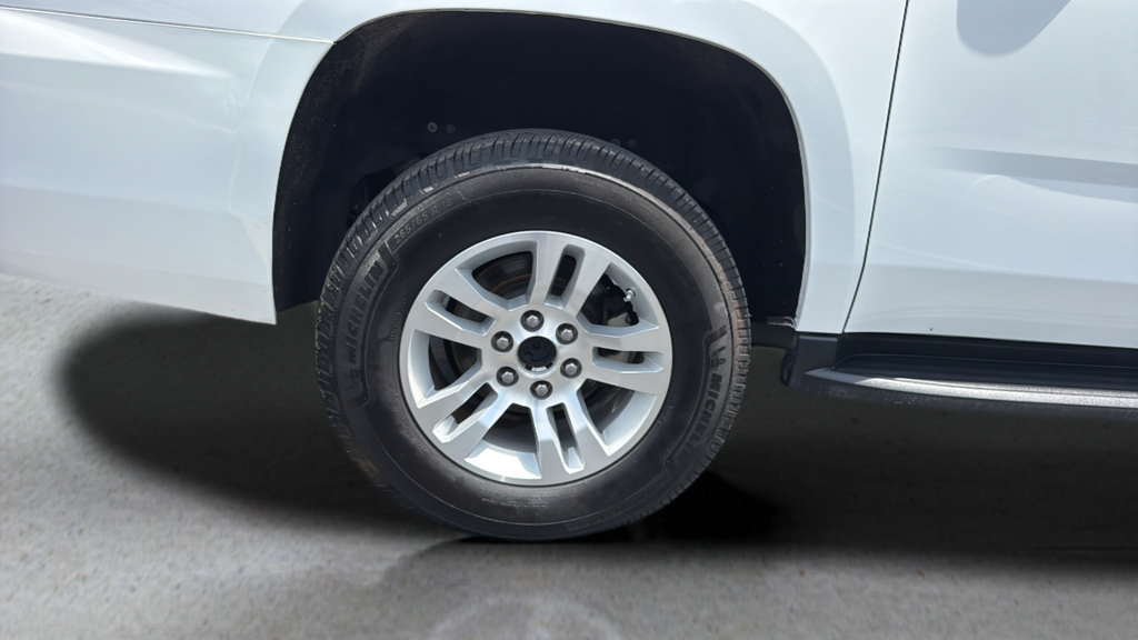 Used 2020 Chevrolet Suburban LT RWD image 20