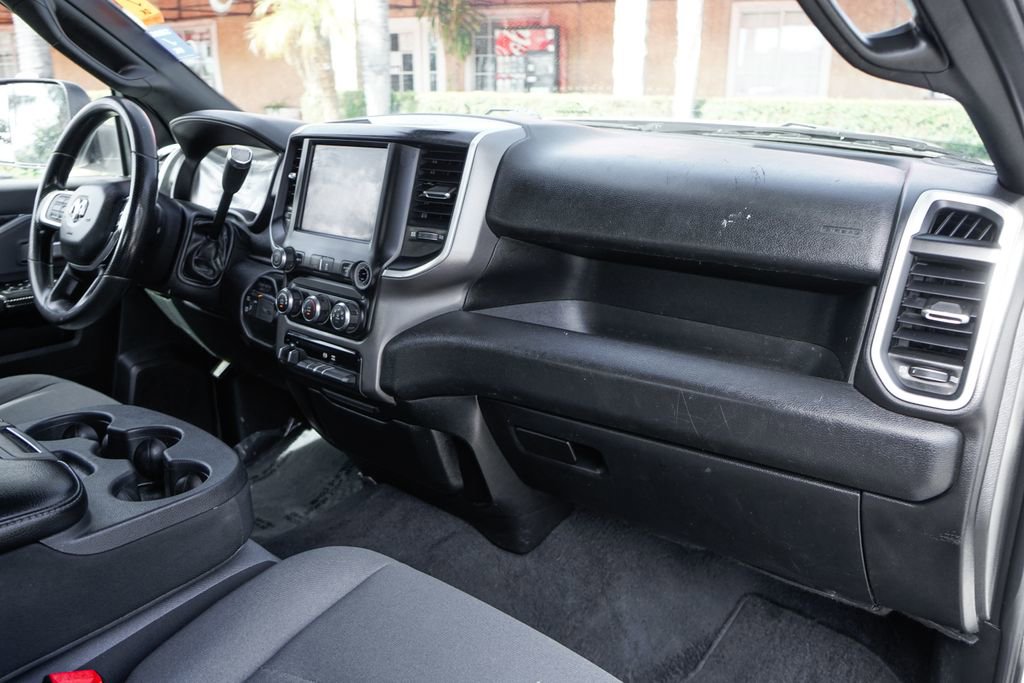 Used 2022 RAM 3500 Big Horn image 35