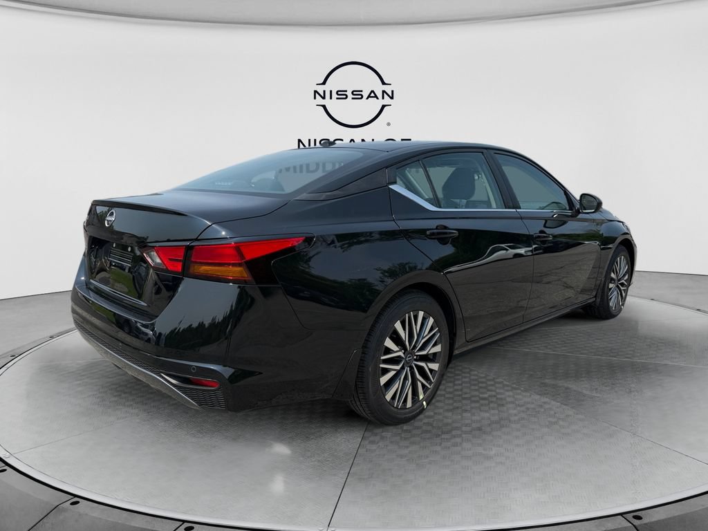 New 2026 Nissan Altima 2.5 SV FWD image 5
