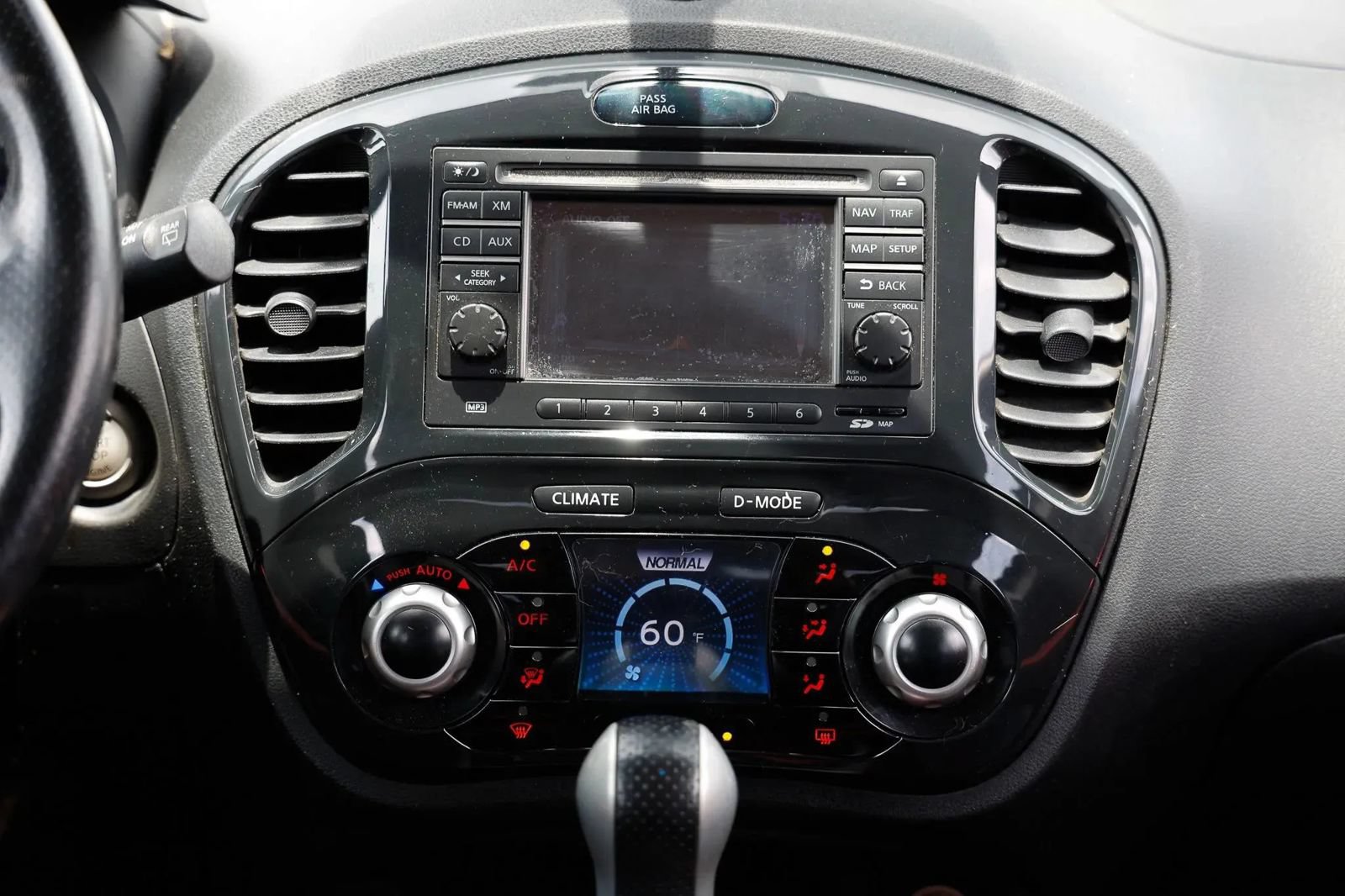 Used 2013 Nissan Juke SL w/ Sport Pkg AWD/4WD image 33