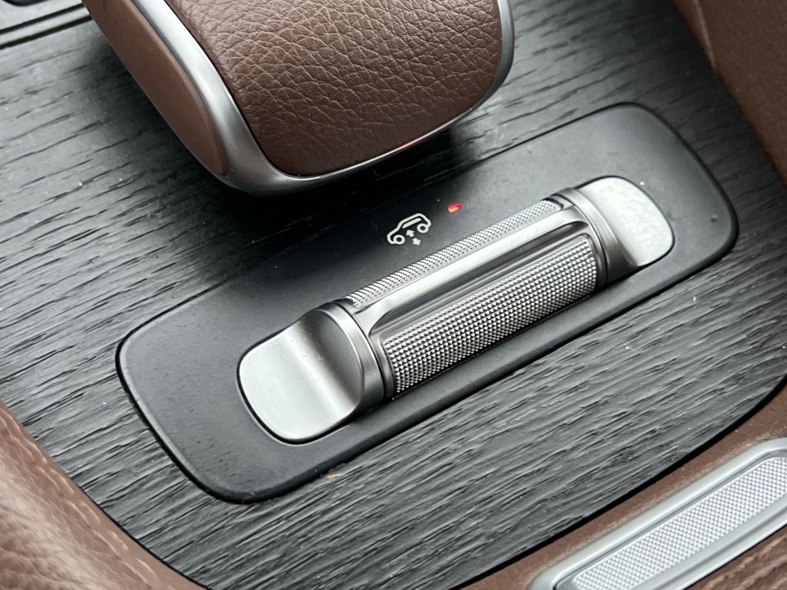 Used 2024 Mercedes-Benz GLS 450 4MATIC image 35