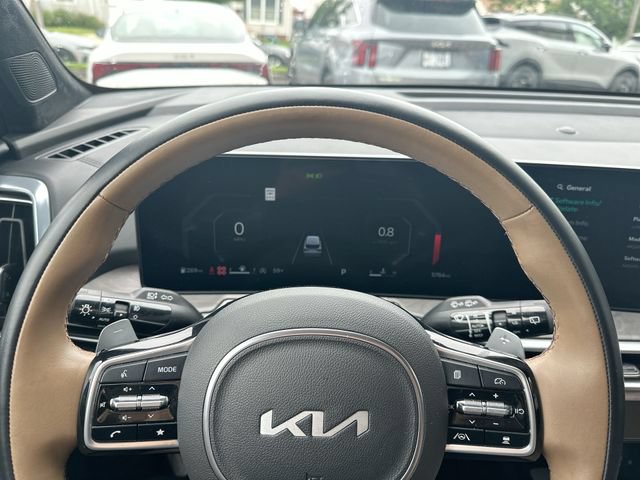 Certified 2025 Kia Sorento SX Prestige w/ Olive Brown Leather Package AWD/4WD image 12