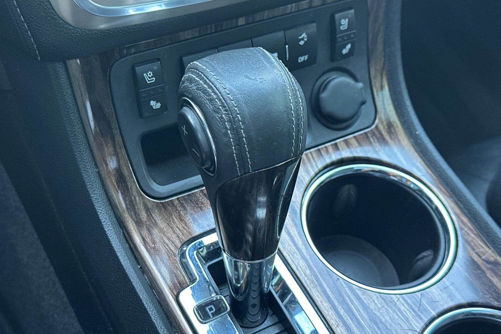 Used 2014 GMC Acadia Denali image 29