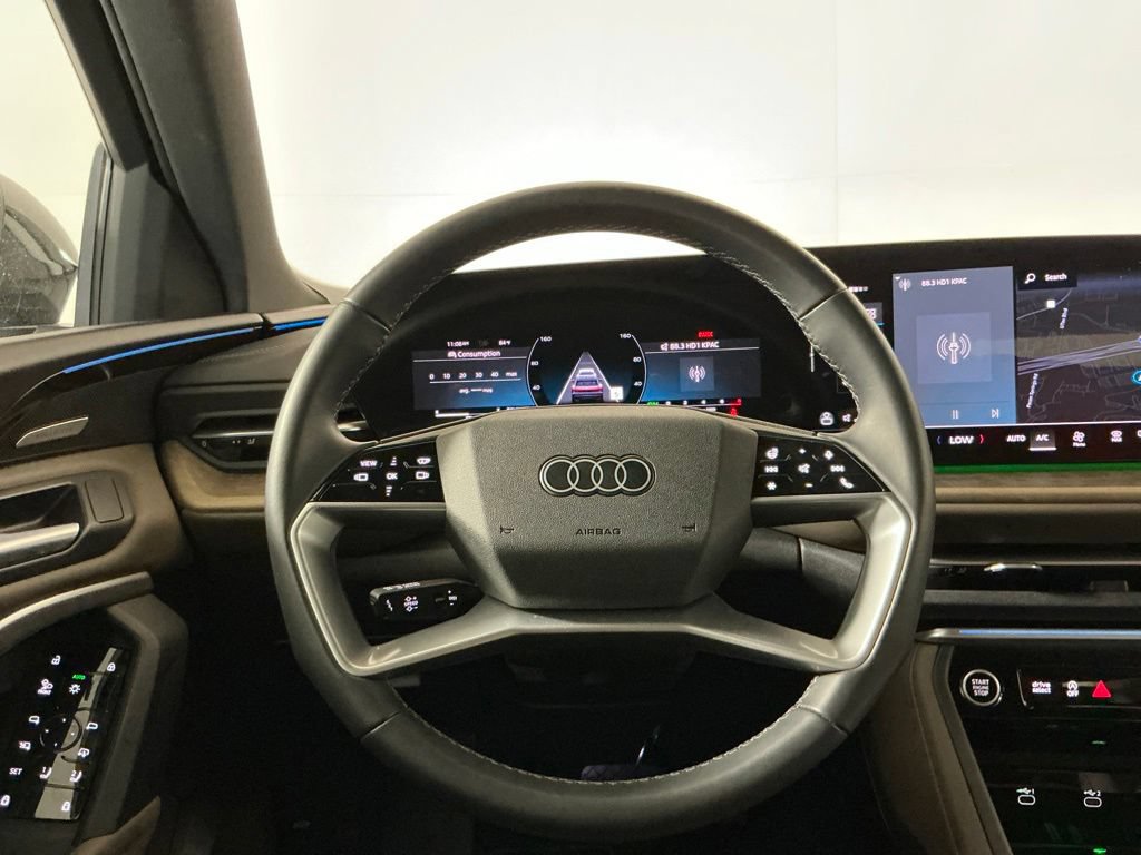Used 2025 Audi Q5 Premium Plus w/ Premium Plus AWD/4WD image 16