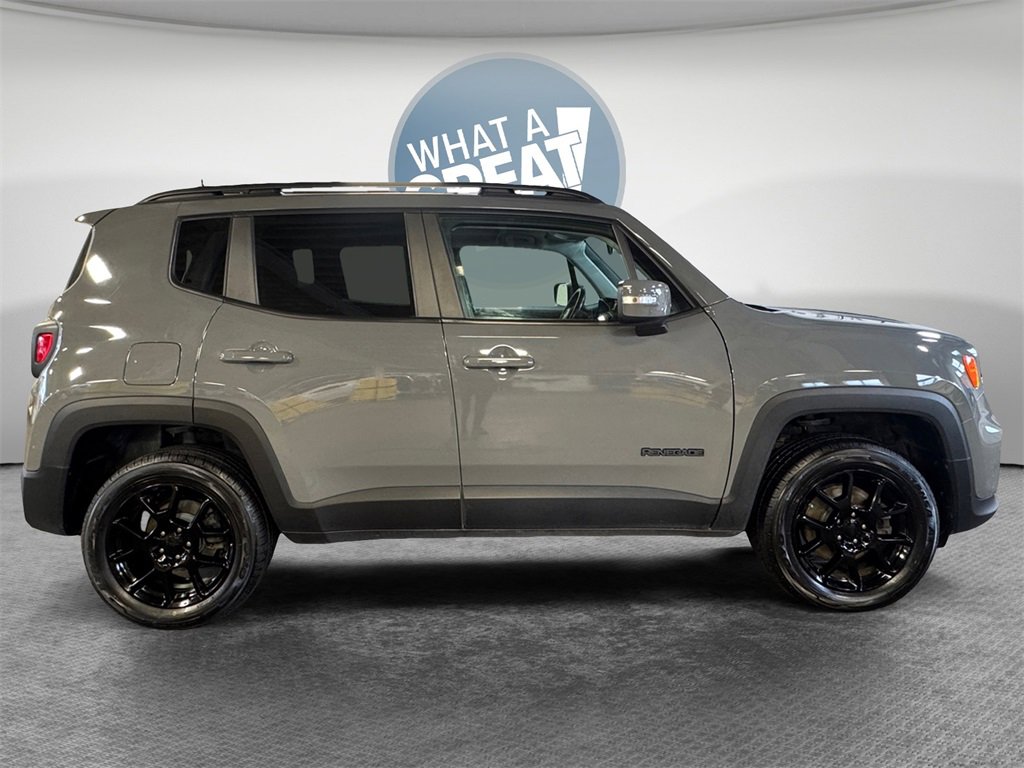 Used 2020 Jeep Renegade Altitude image 2