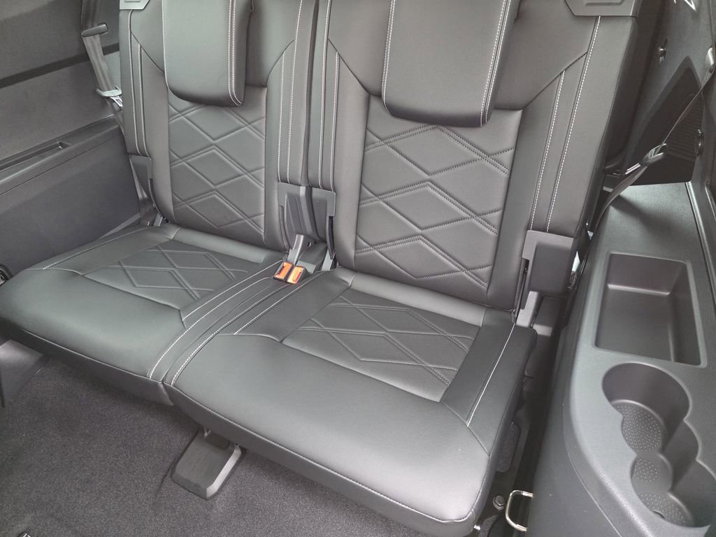 New 2026 Volkswagen Atlas SE image 19