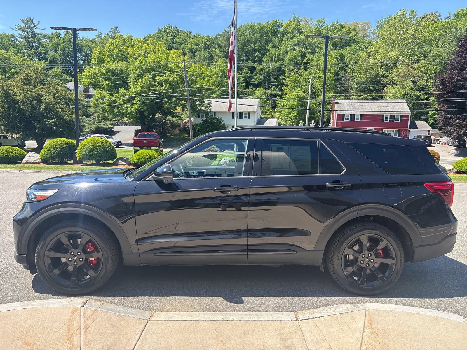 Used 2023 Ford Explorer ST w/ Equipment Group 401A AWD/4WD image 6
