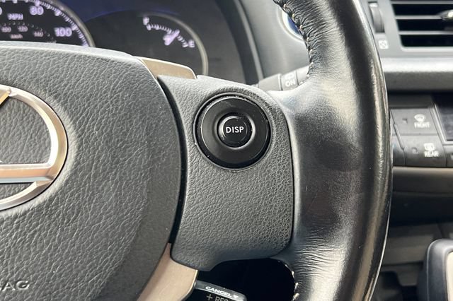 Used 2017 Lexus CT 200h FWD image 29