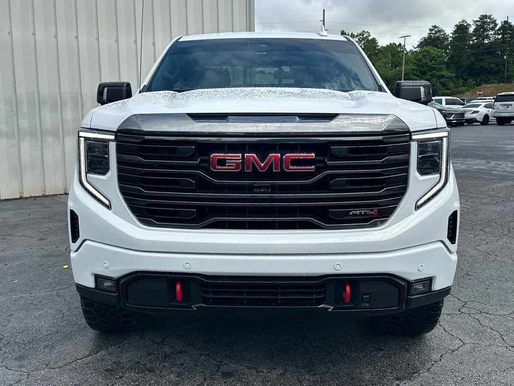 Used 2023 GMC Sierra 1500 AT4 w/ AT4 Premium Package AWD/4WD image 3