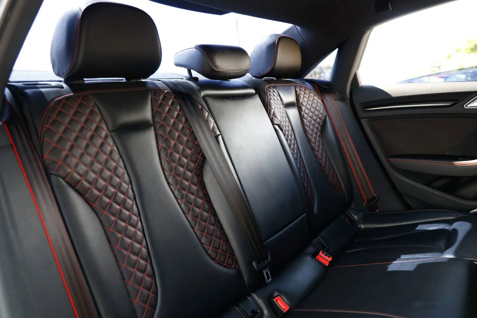 Used 2018 Audi RS 3 w/ Technology Package AWD/4WD image 16