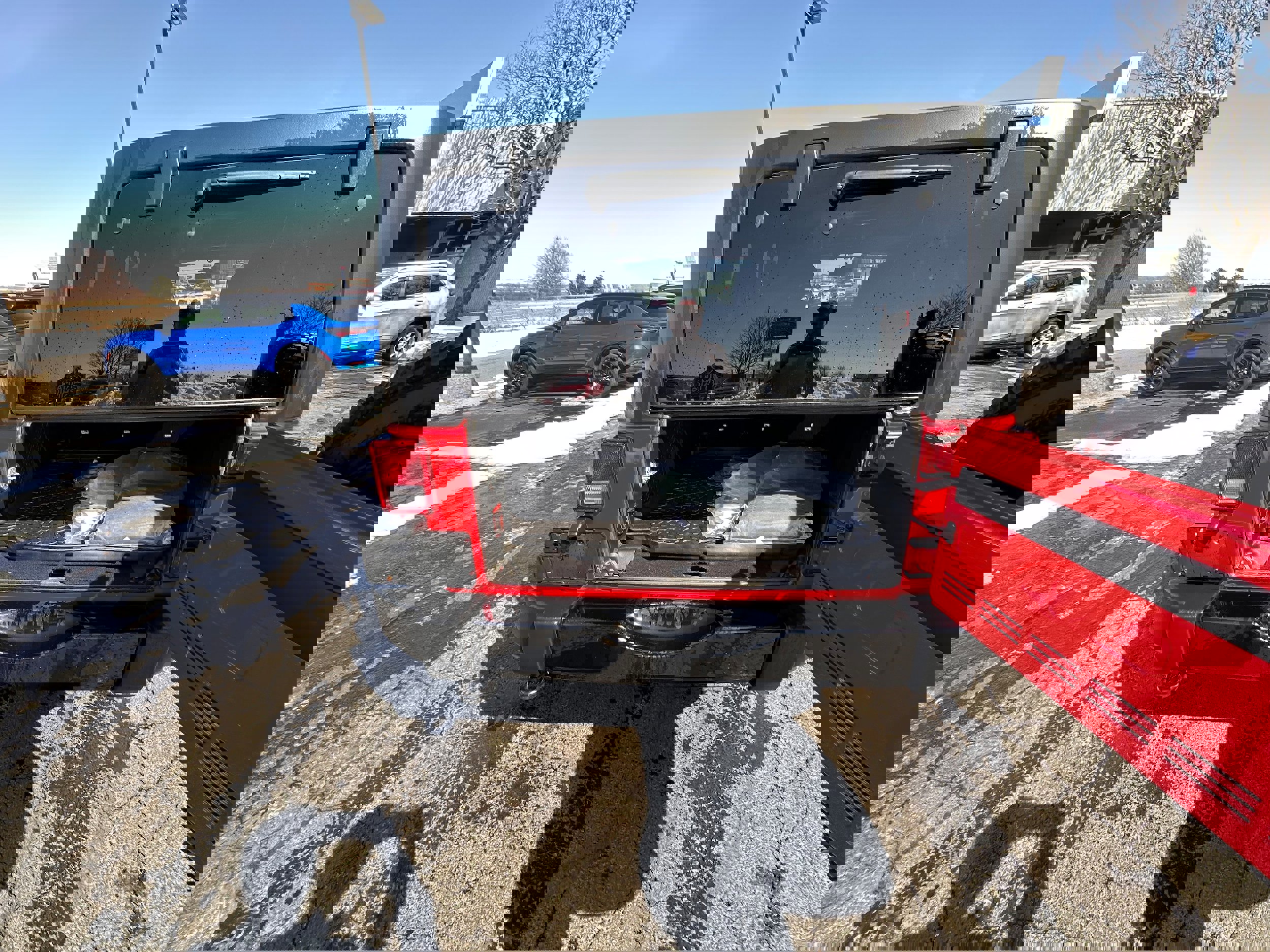 Used 2018 Jeep Wrangler Unlimited Sport image 9