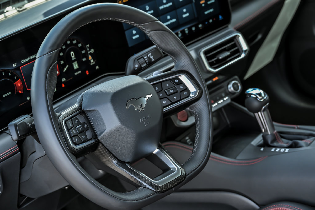 Certified 2025 Ford Mustang GT Premium RWD image 15