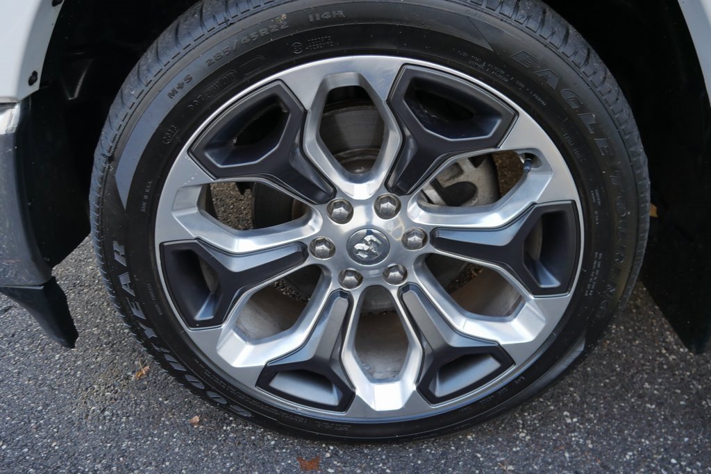 Used 2020 RAM 1500 Longhorn image 32