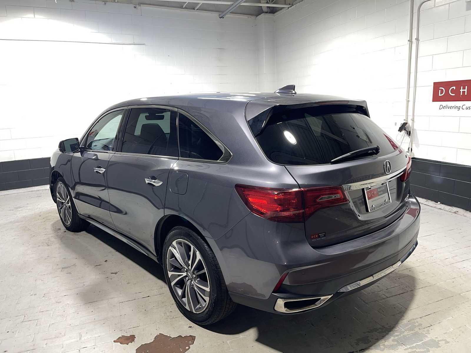 Used 2019 Acura MDX w/ Technology Package AWD/4WD image 4