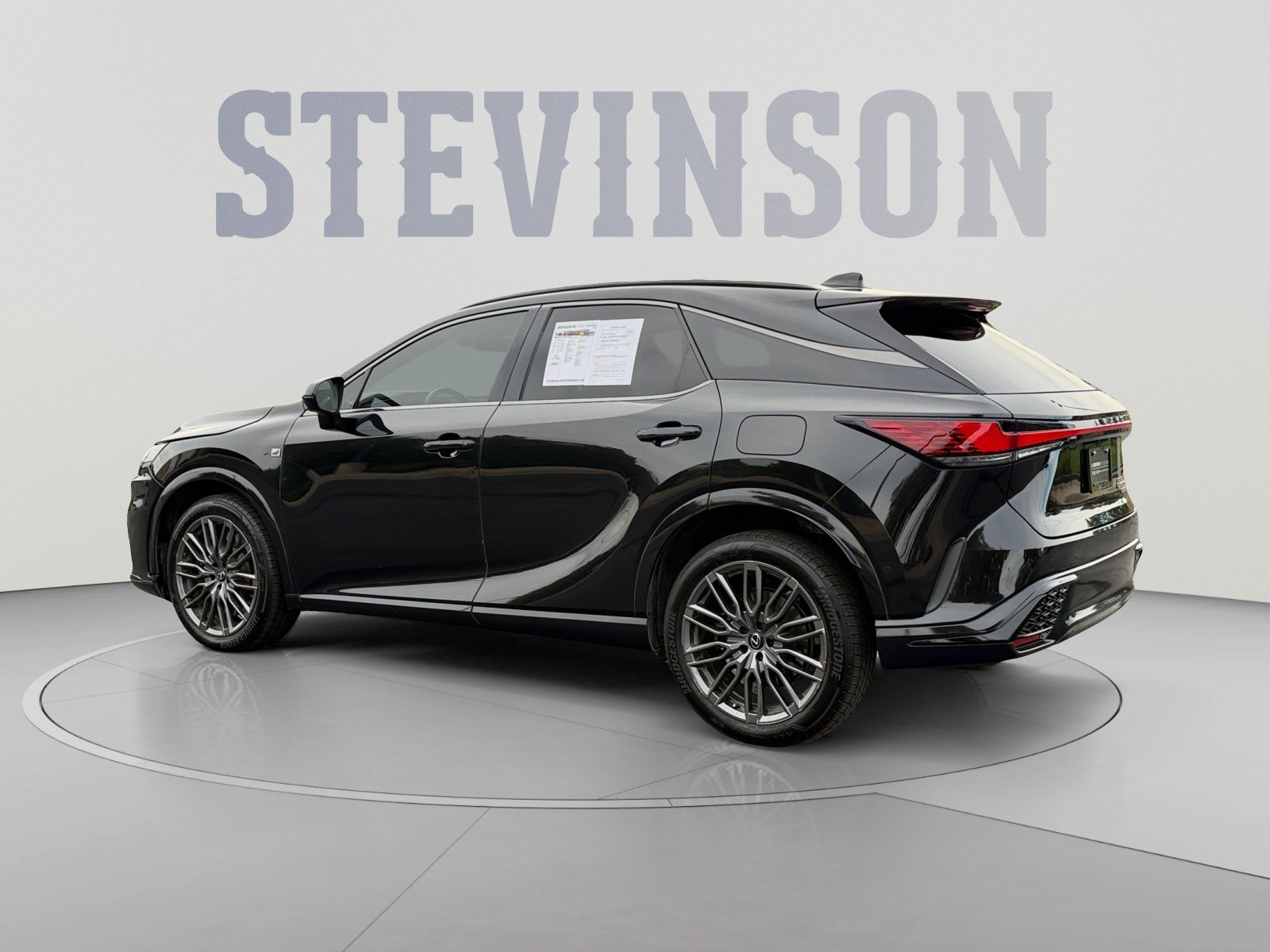 Used 2023 Lexus RX 500h F Sport w/ Accessory Package (Z1) AWD/4WD image 3