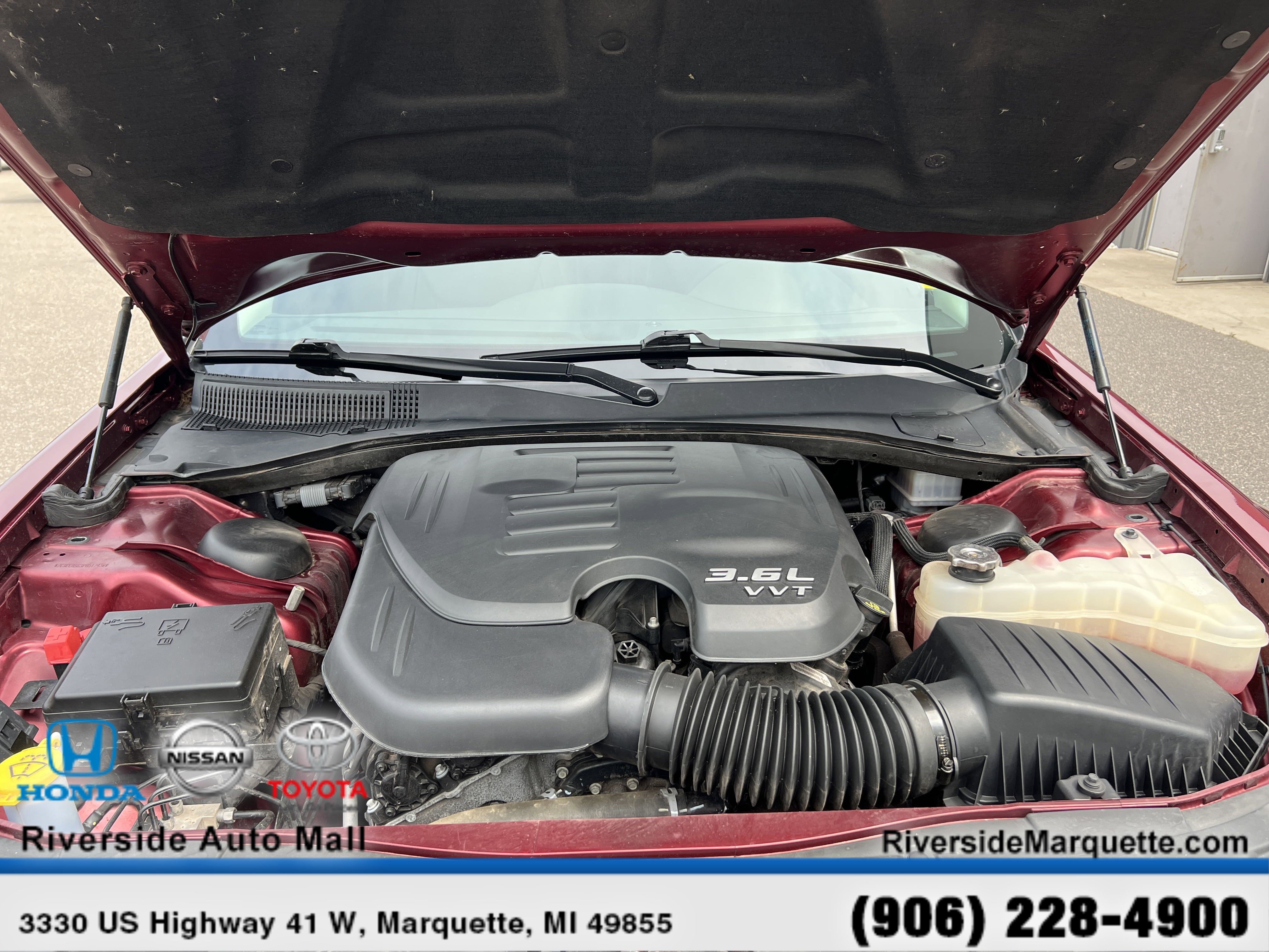 Used 2023 Chrysler 300 Touring L w/ Comfort Group image 13