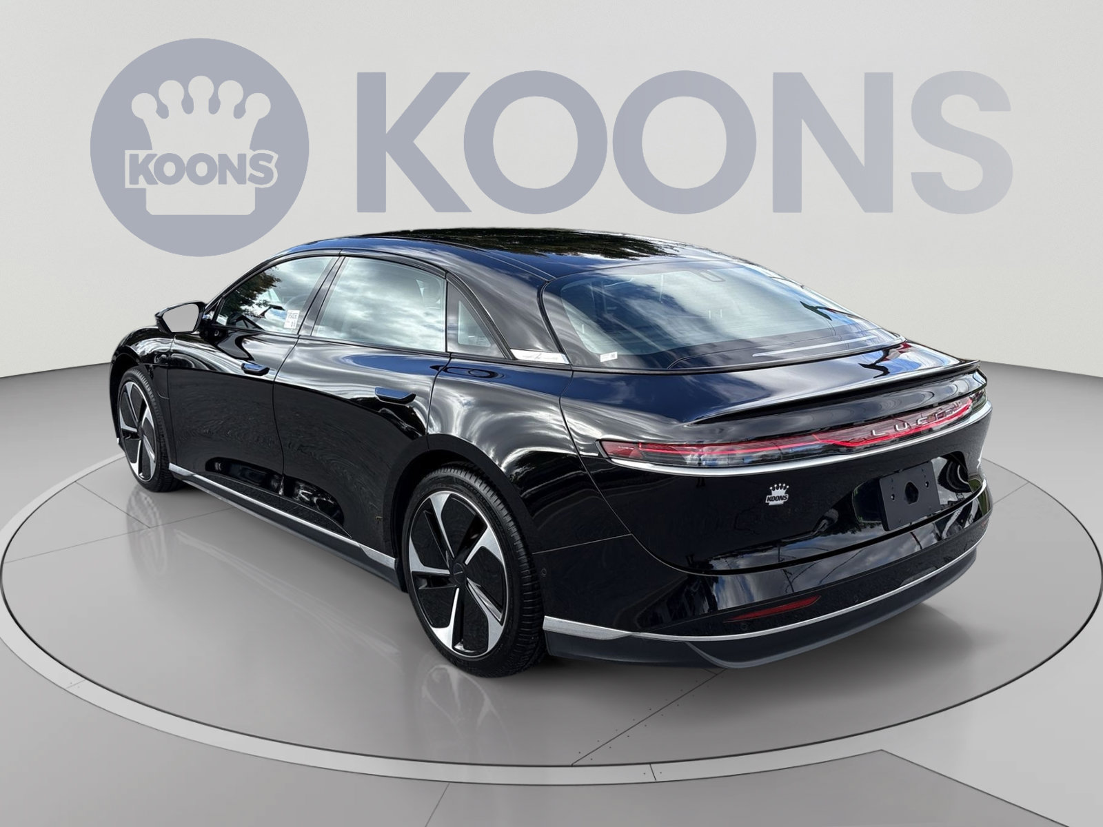 Used 2025 Lucid Air Touring AWD/4WD image 4