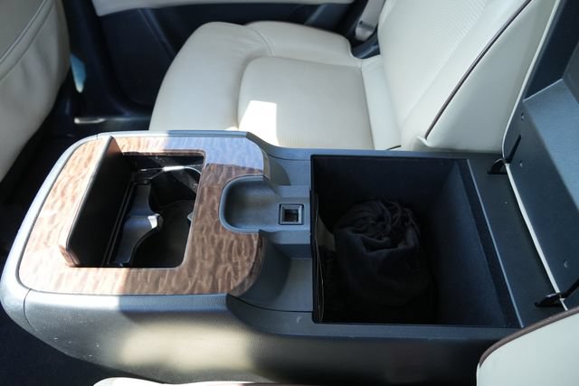 Used 2017 Nissan Armada Platinum w/ Captain Seat Package RWD image 19