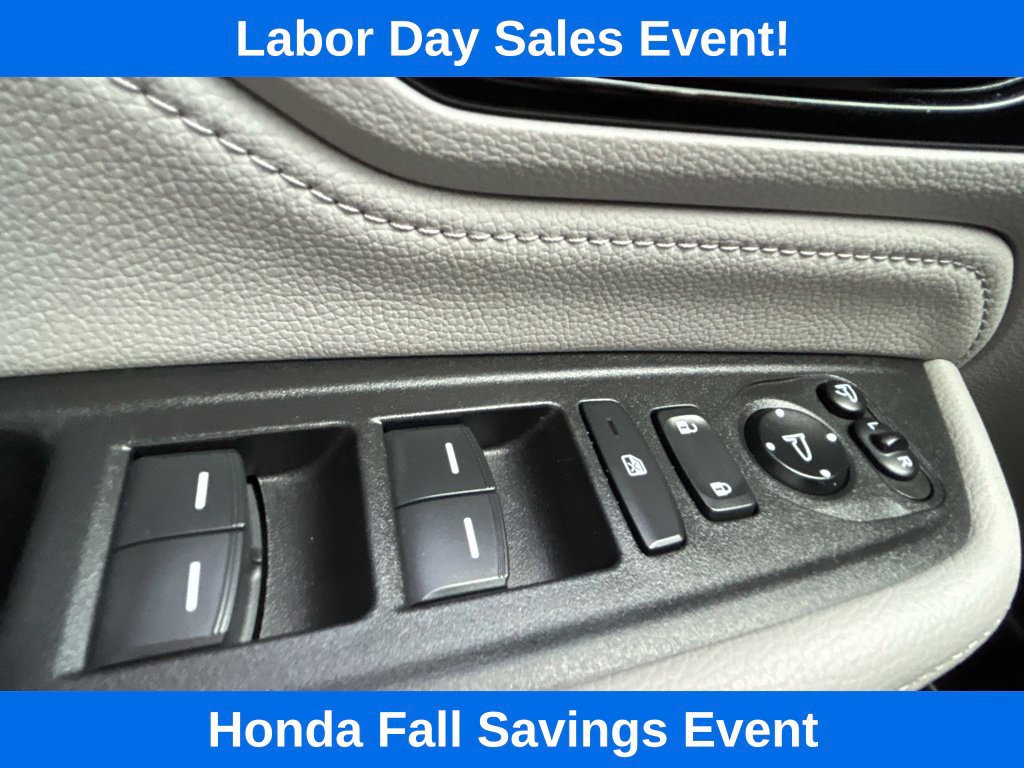 Used 2022 Honda Odyssey Elite image 25