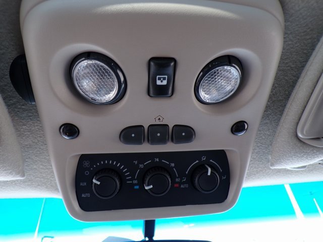 Used 2003 GMC Yukon SLT w/ 1SD Preferred Equipment Group image 30
