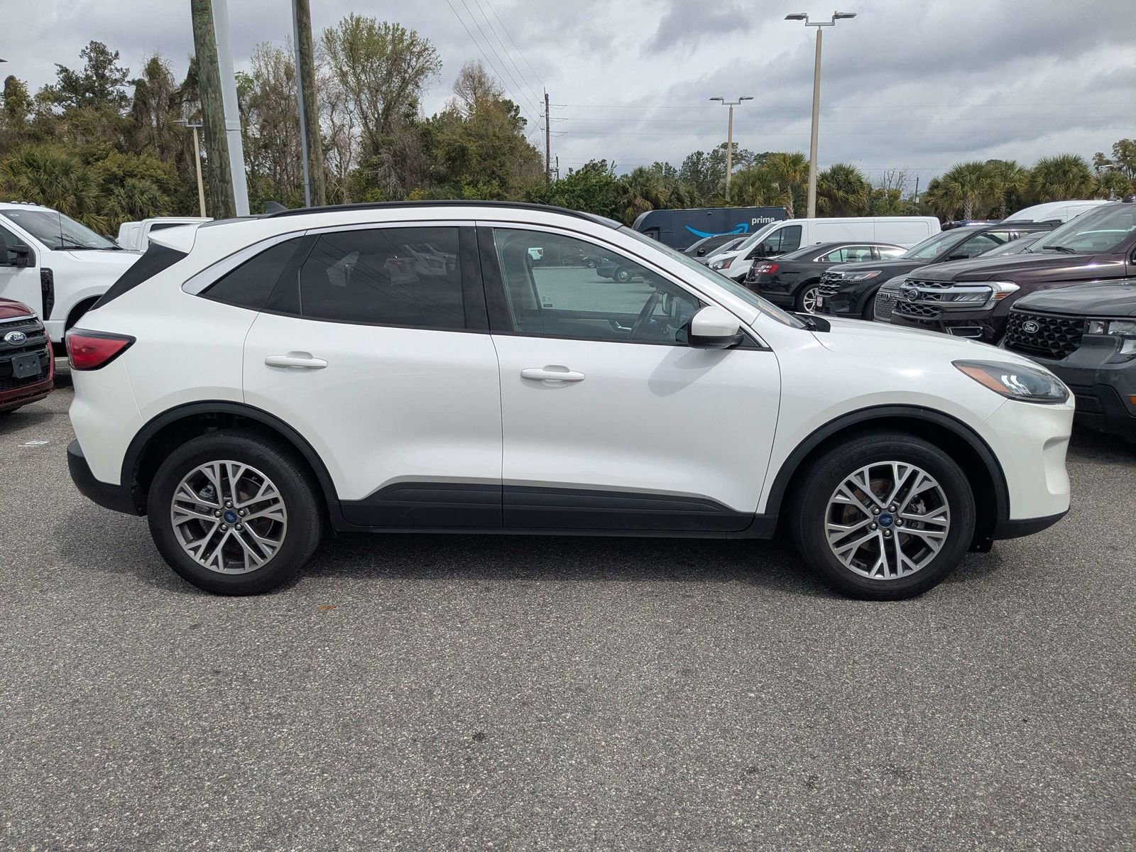 Used 2022 Ford Escape SEL image 3