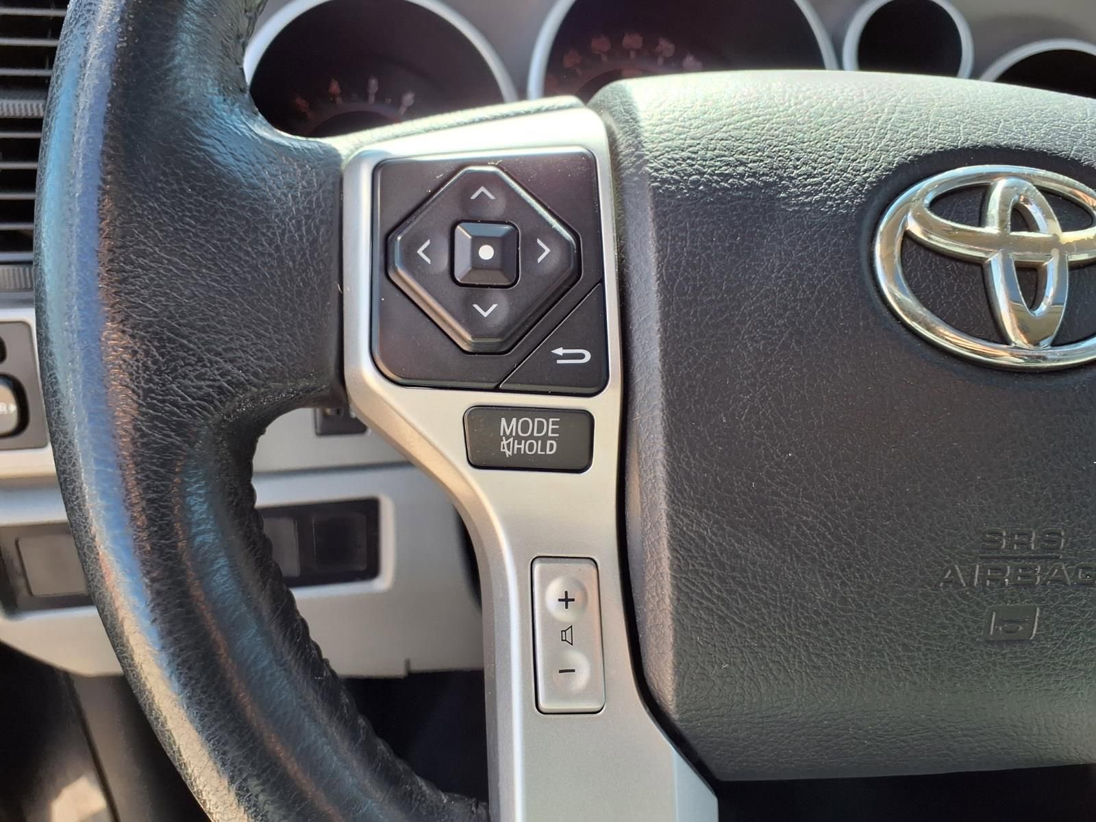 Used 2016 Toyota Sequoia SR5 w/ Premium Package image 24