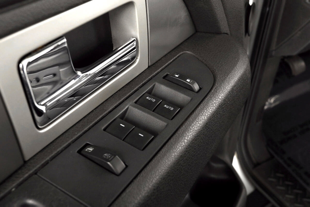 Used 2013 Ford F150 FX4 w/ Luxury Equipment Group image 25