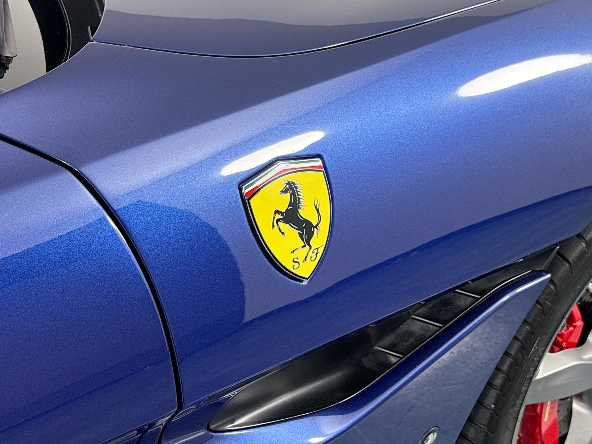 Used 2019 Ferrari Portofino RWD image 56