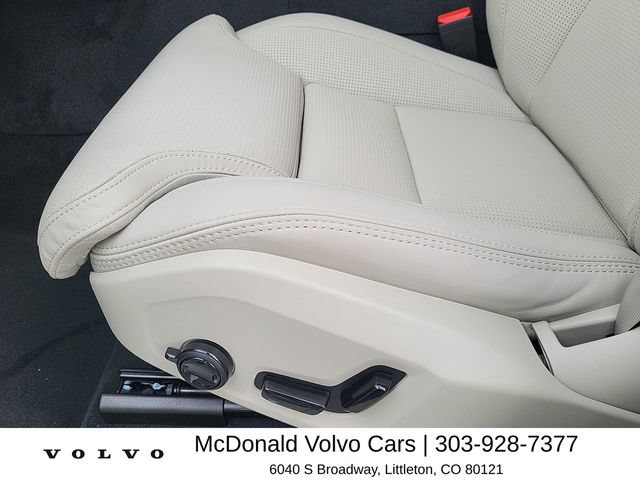 New 2026 Volvo XC60 T8 Ultra w/ Protection Package Premier AWD/4WD image 12