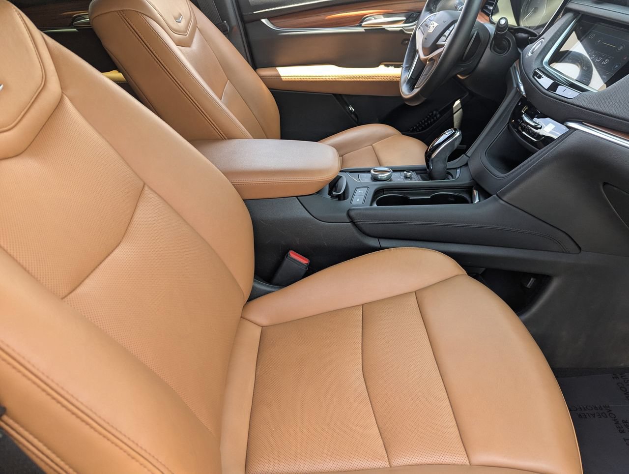 Certified 2023 Cadillac XT5 Premium Luxury w/ Technology Package AWD/4WD image 13