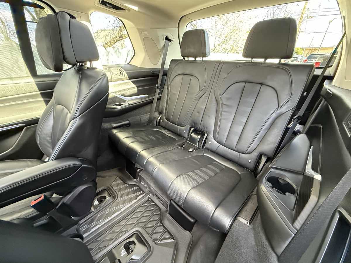 Used 2020 BMW X7 xDrive40i w/ Premium Package image 8