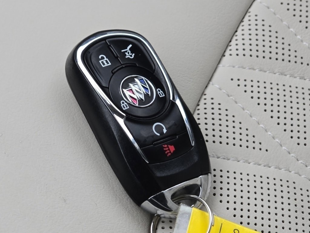 Used 2024 Buick Enclave Avenir image 43