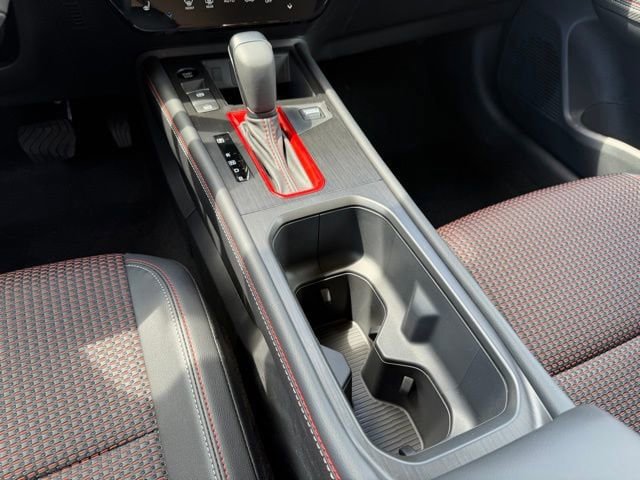 New 2026 Nissan Kicks SR FWD image 16