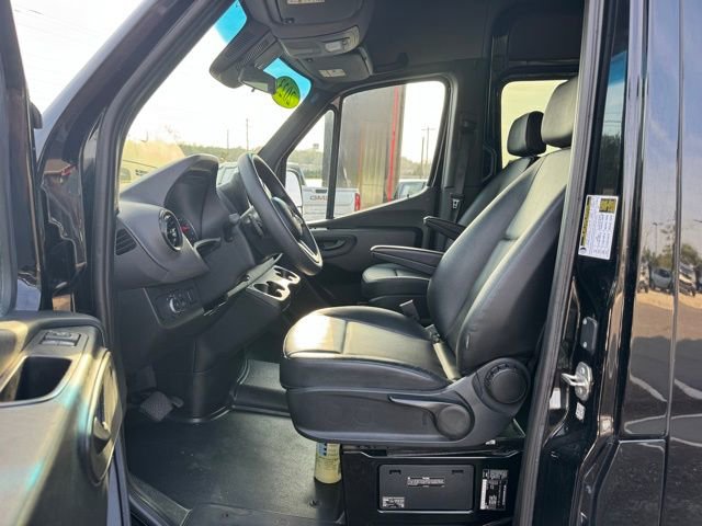 Used 2023 Mercedes-Benz Sprinter 2500 image 20
